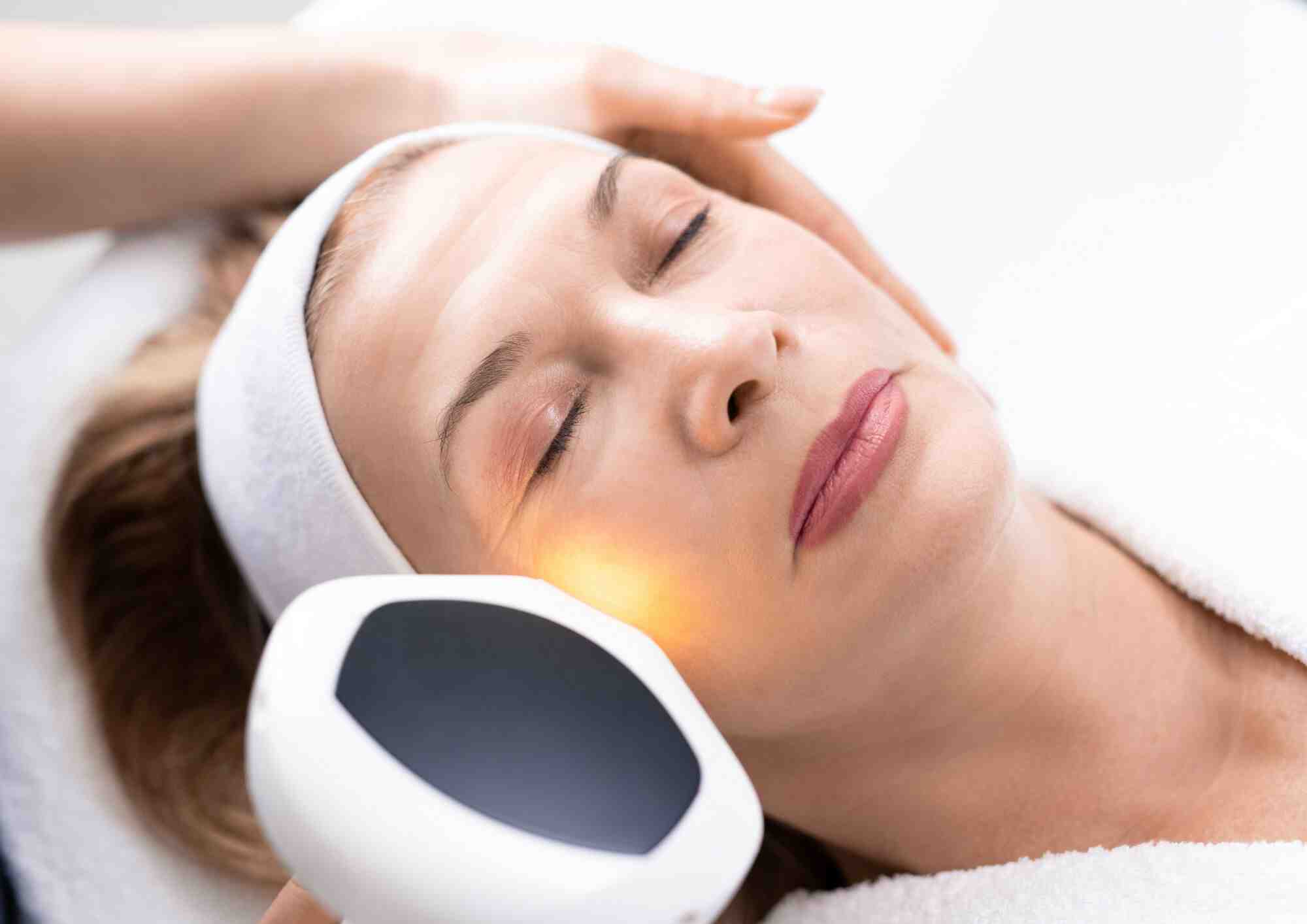 How Pico Laser Near Me Improves Skin Texture Effectively