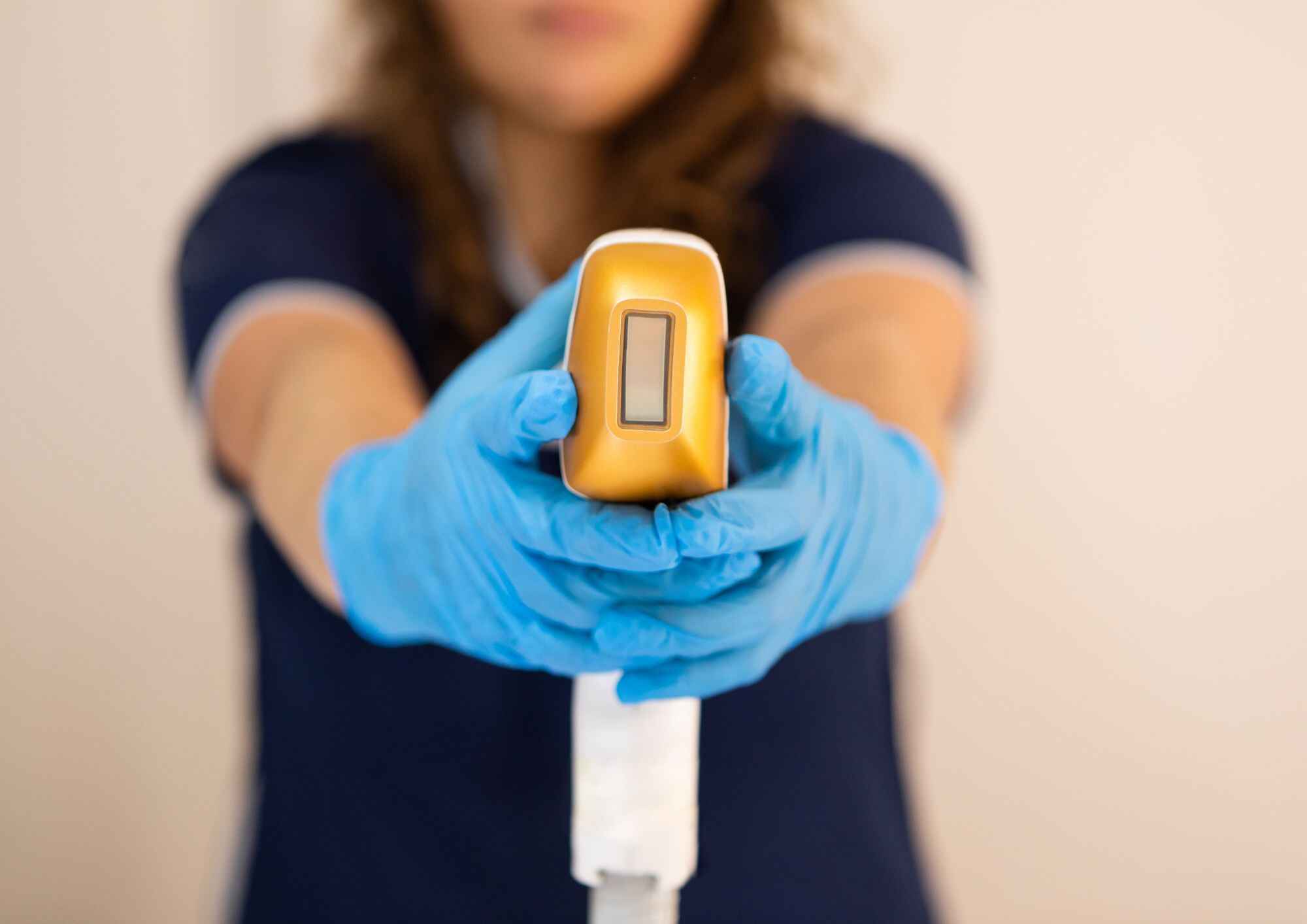 Finding Reliable Experts for Hair Removal